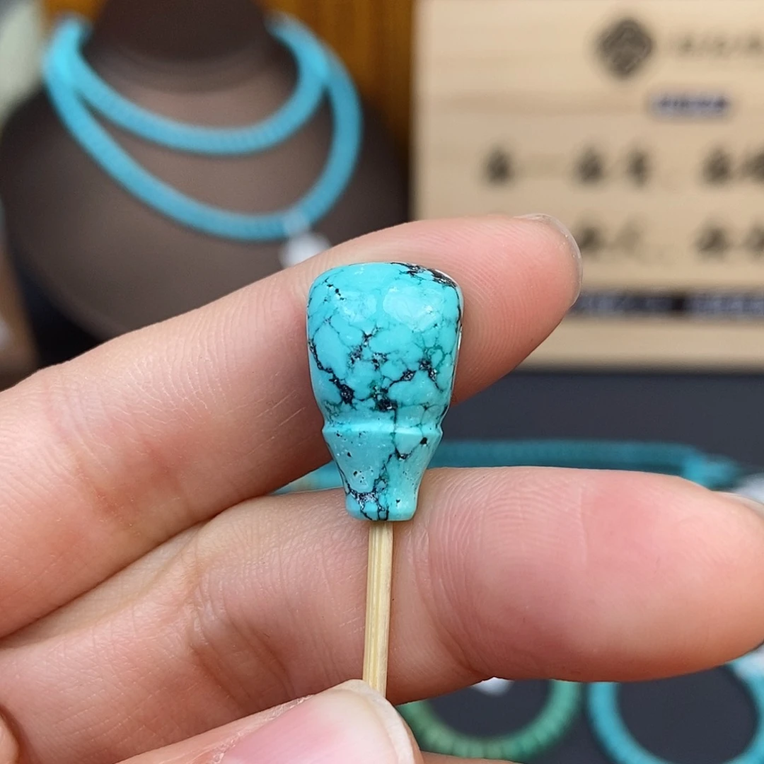 绿松石配饰未镶嵌