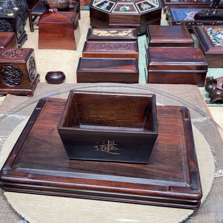 紫檀木类成套家具