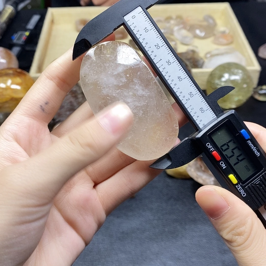 绿水晶未镶嵌珠宝半成品135水晶石