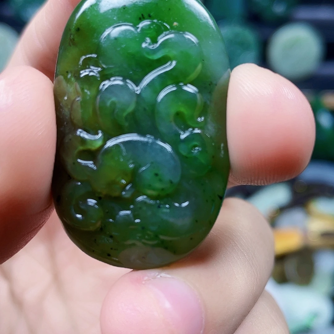 和田玉未镶嵌珠宝半成品