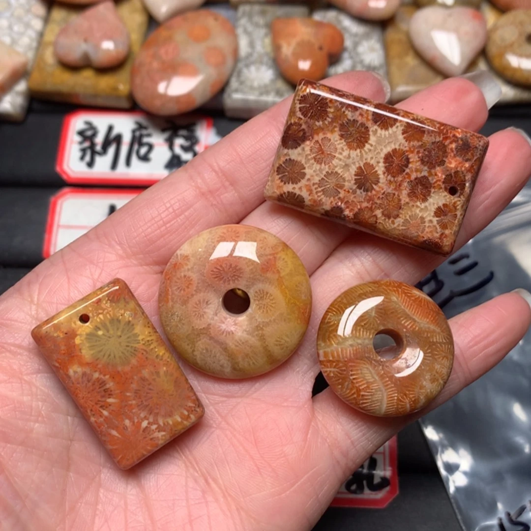 【闪购商品】硅化玉颈饰未镶嵌电****防