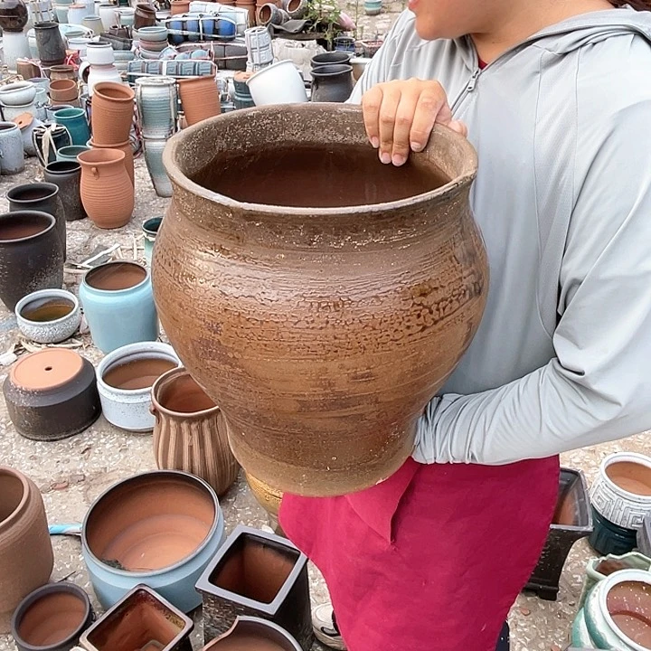 紫砂花盆口25高31瑕疵瑕疵