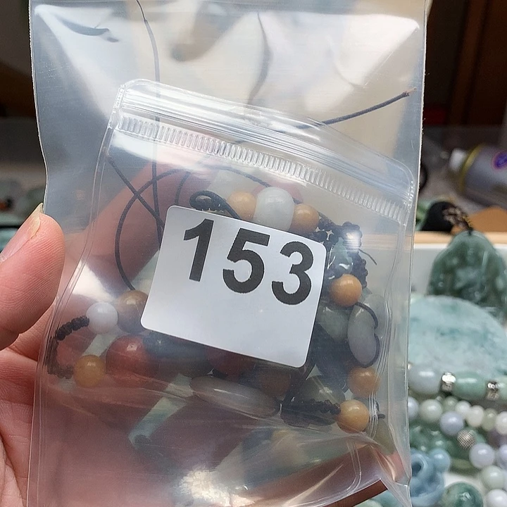 翡翠颈饰未镶嵌美*斯翡翠