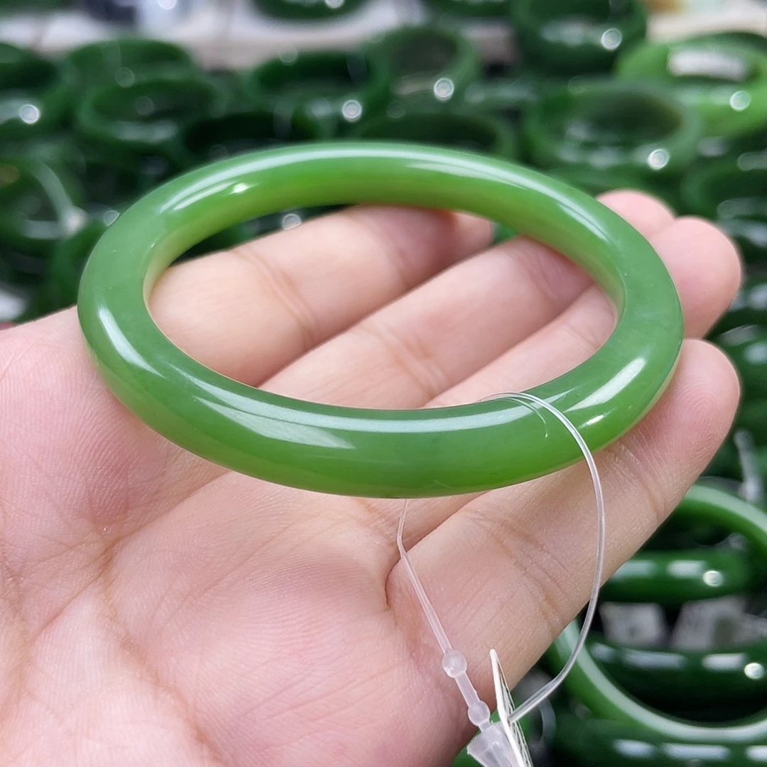 未镶嵌手镯和田玉（碧玉）