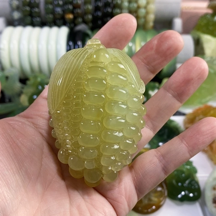 未镶嵌岫玉手把件