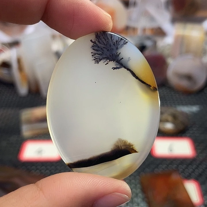 玛瑙/玉髓合金颈饰