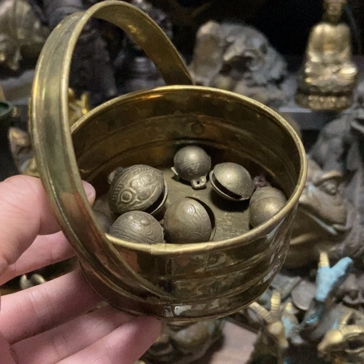 铜工艺品等多个系列