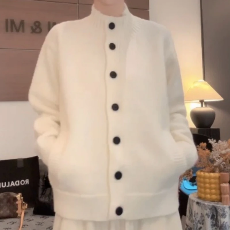 新款百搭设计感高领针织毛衣纯色外套LK2507363