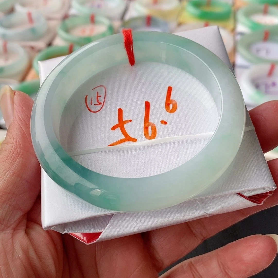 翡翠手镯未镶嵌15号链接