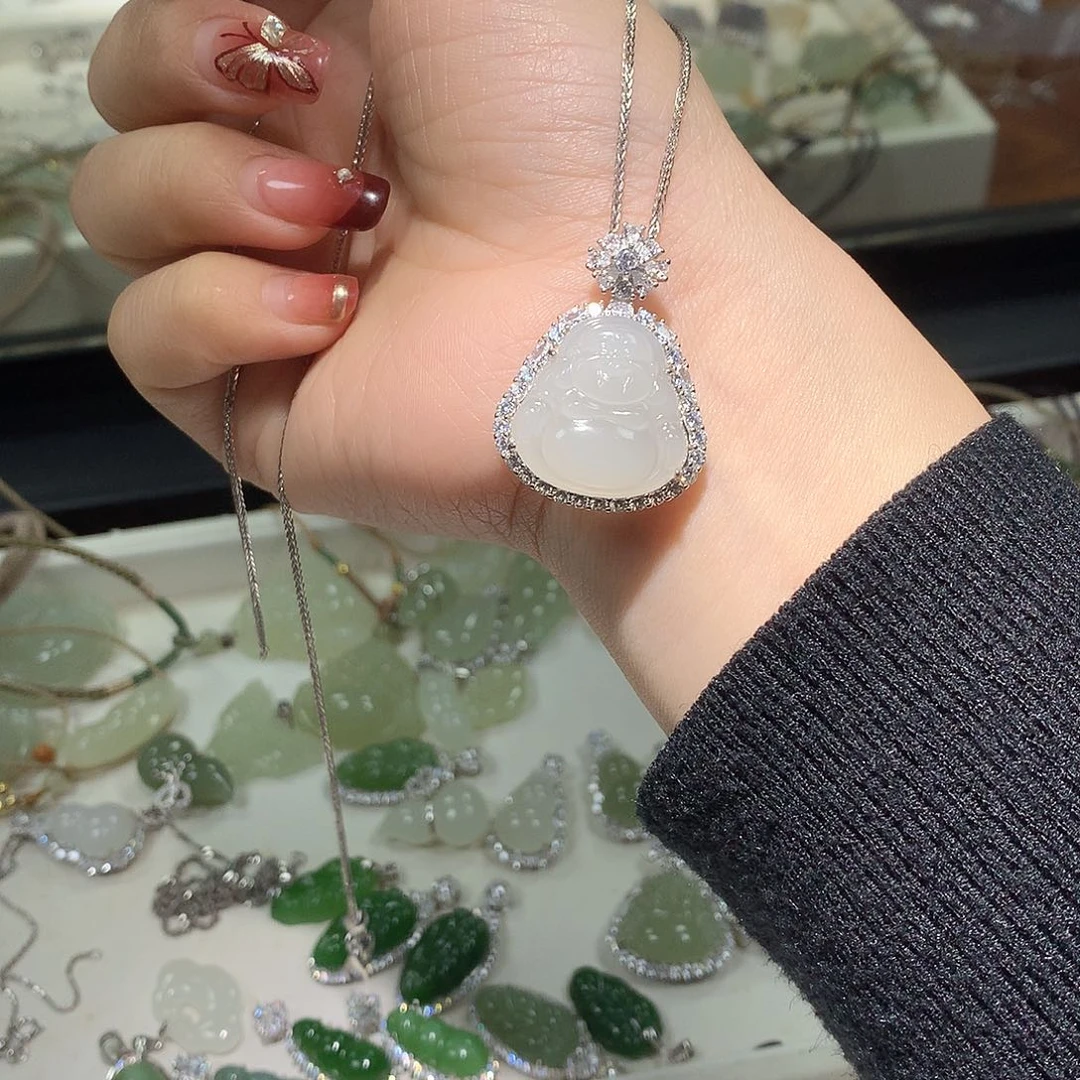 和田玉颈饰银S925镶嵌E***?