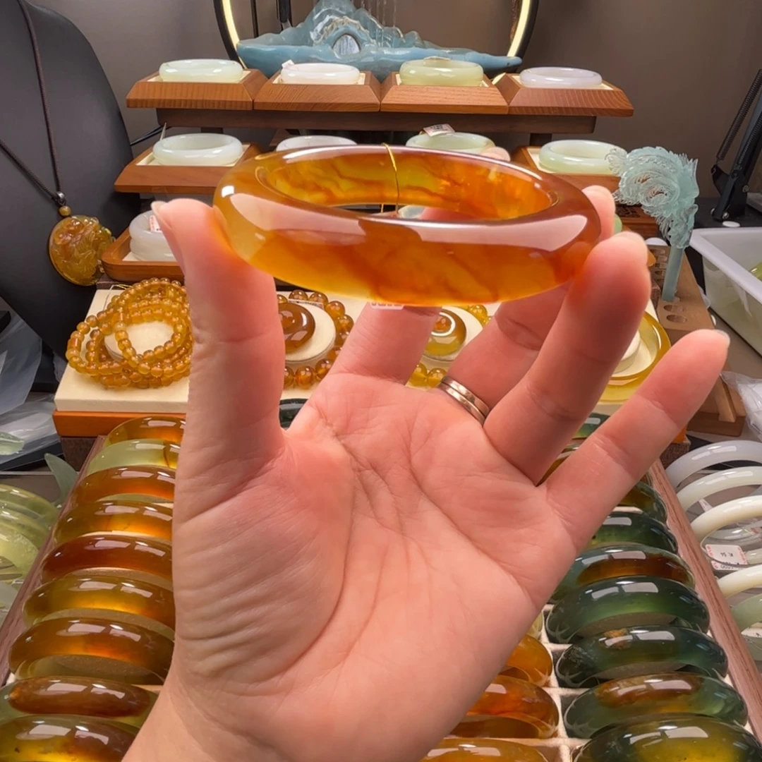 蛇纹石玉未镶嵌手镯56