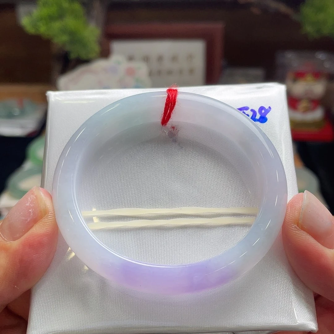 翡翠手镯未镶嵌52贵妃