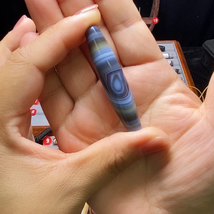 冬***往玛瑙/玉髓未镶嵌颈饰