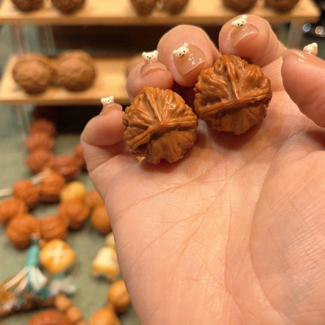 把件桃核三棱全品