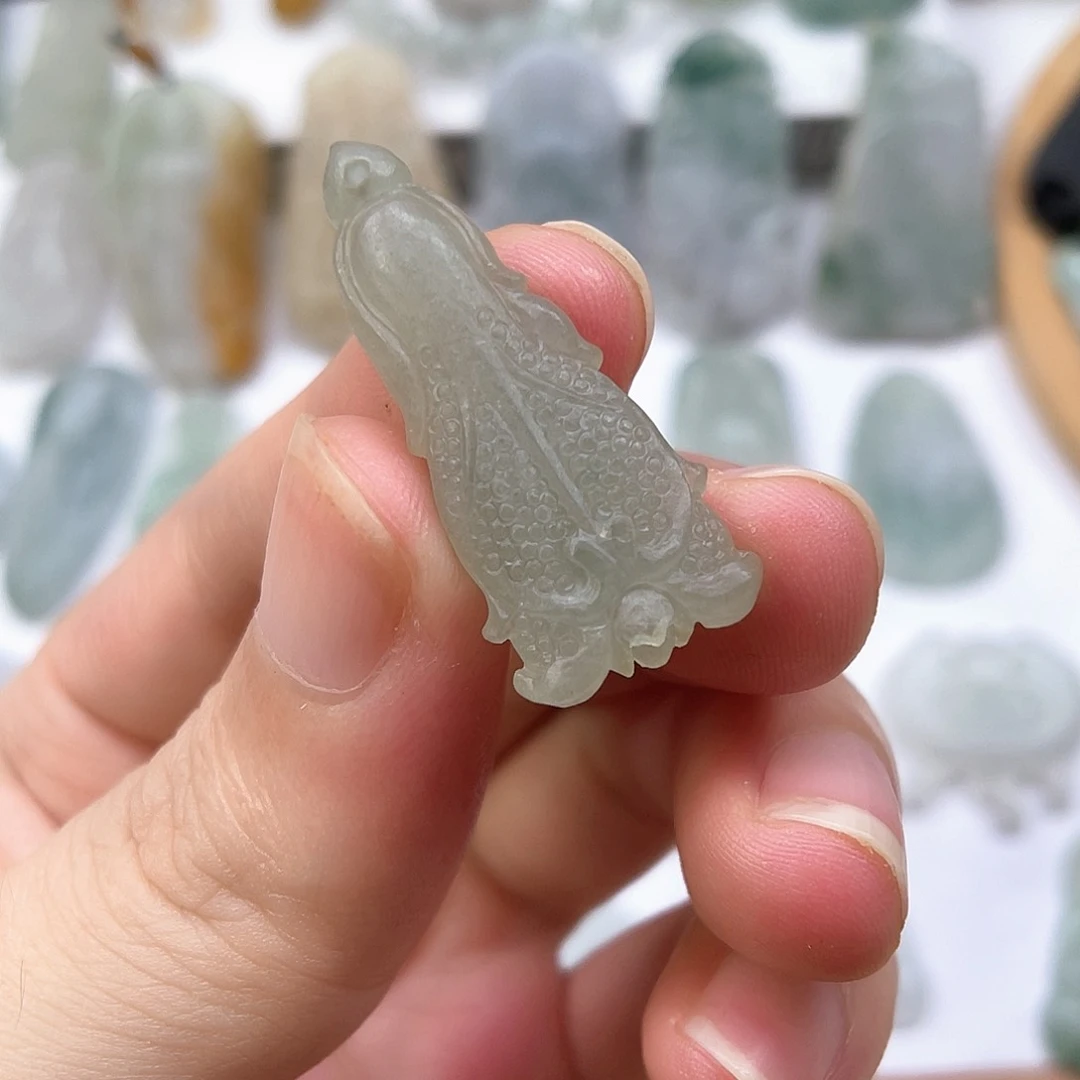 定制翡翠未镶嵌白菜