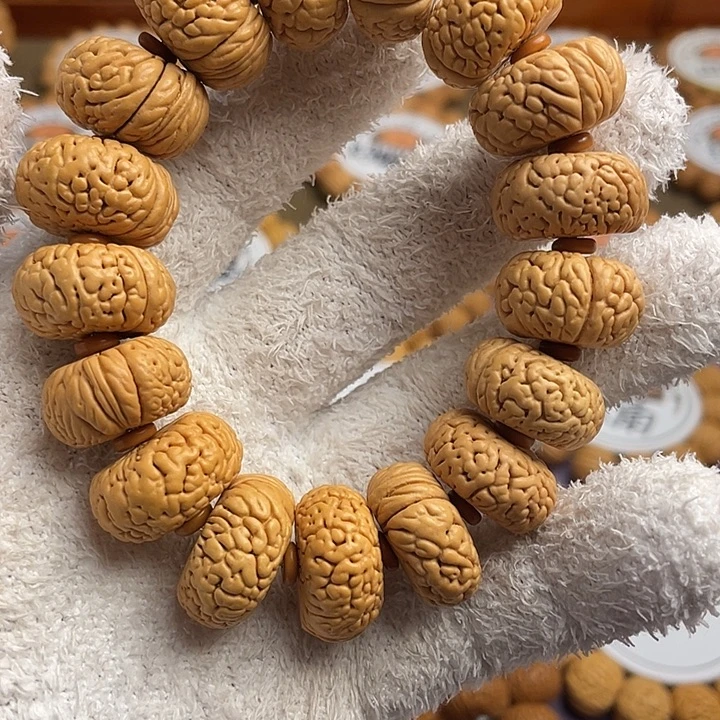 精挑夹板龙鳞纹手串2.0