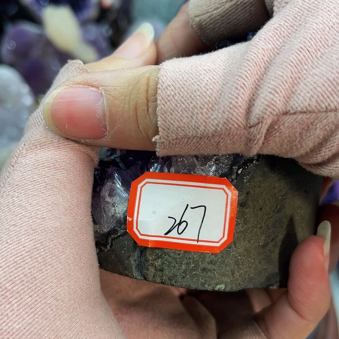 水晶随形摆件未镶嵌