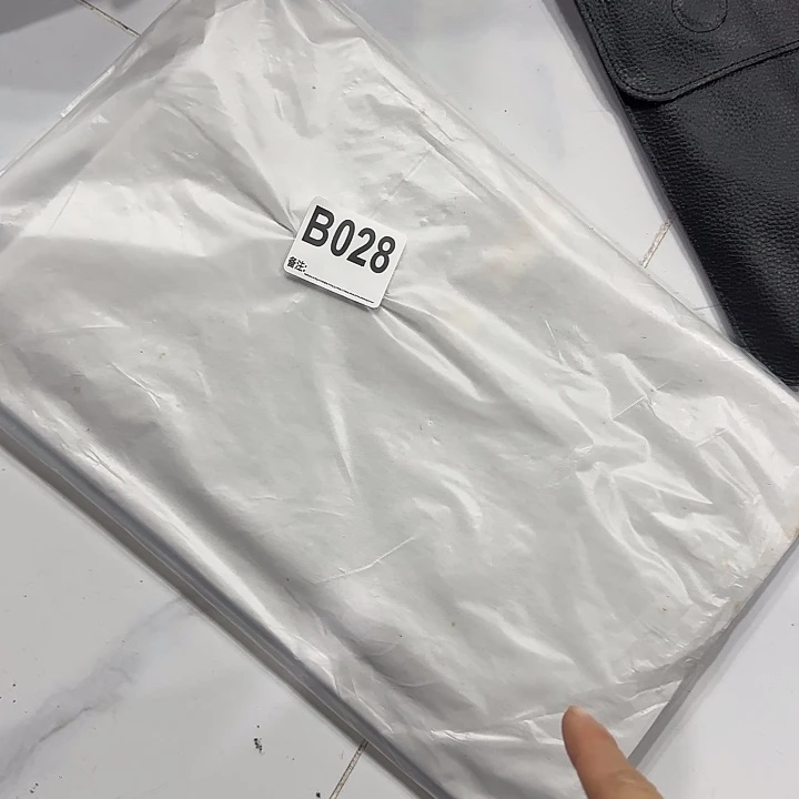 小牛皮（革）牛剖层皮革028