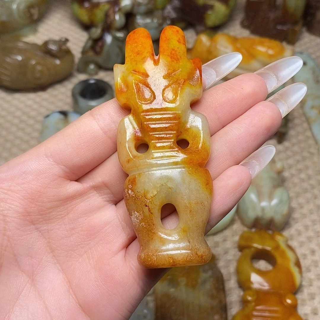 未镶嵌蛇纹石玉颈饰