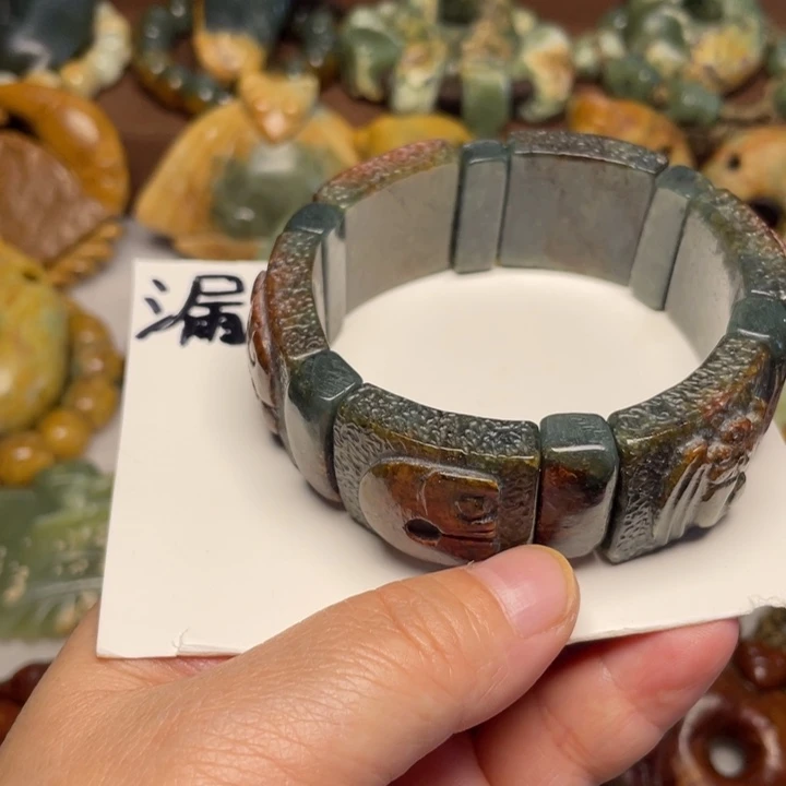 未镶嵌岫岩河磨玉（透闪石质玉）珠宝奇石