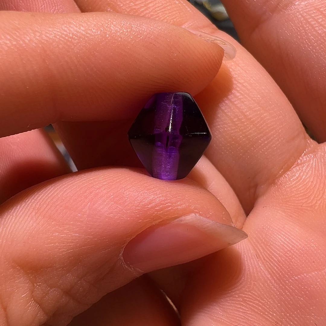 水晶未镶嵌颈饰紫水佩珠