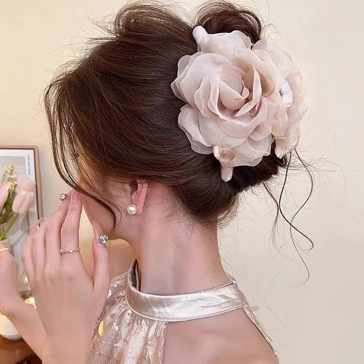 温柔仿珍珠花朵头发抓夹女高级感2025新鲨鱼夹后脑勺盘发夹子发饰