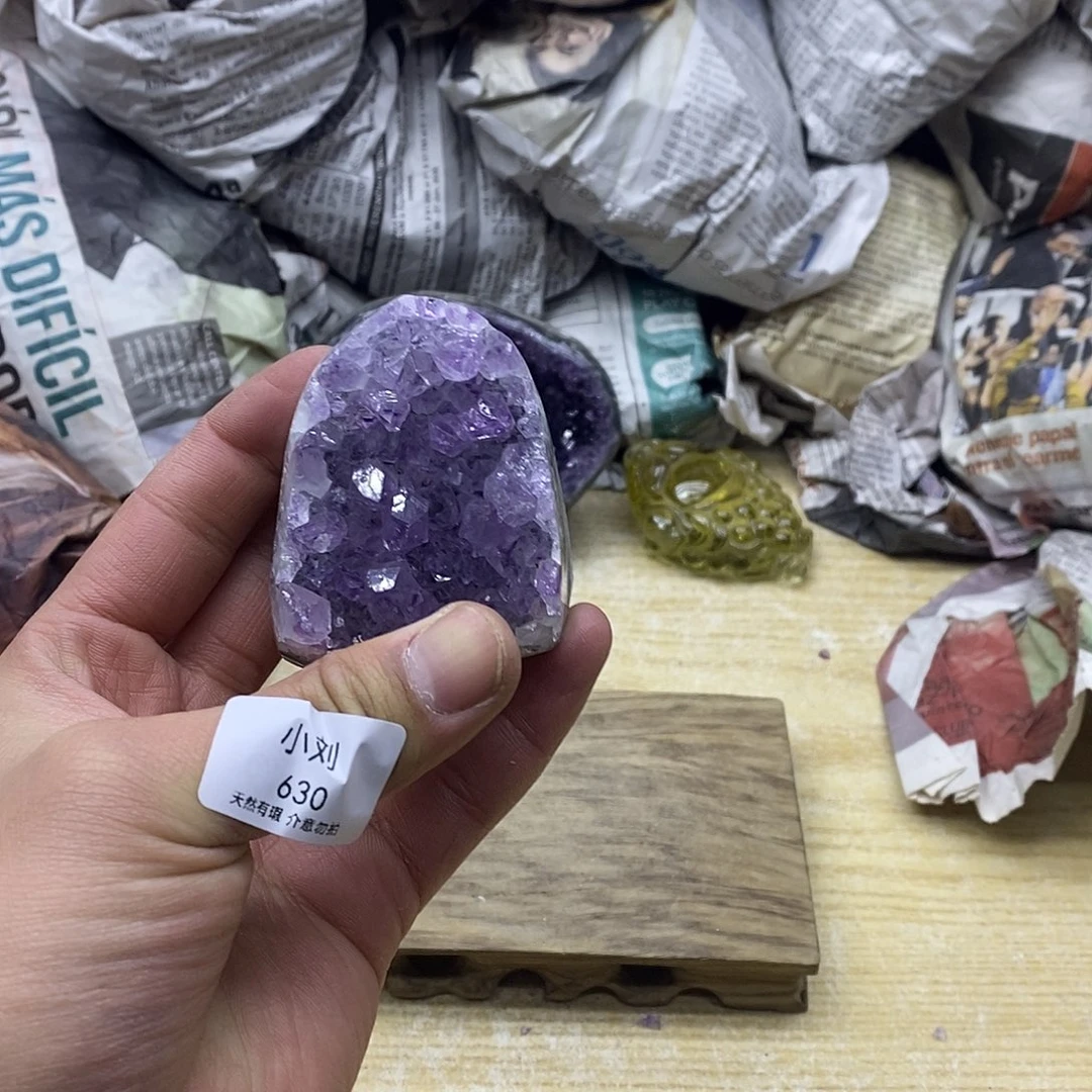 未镶嵌大型摆件（非配饰）水晶
