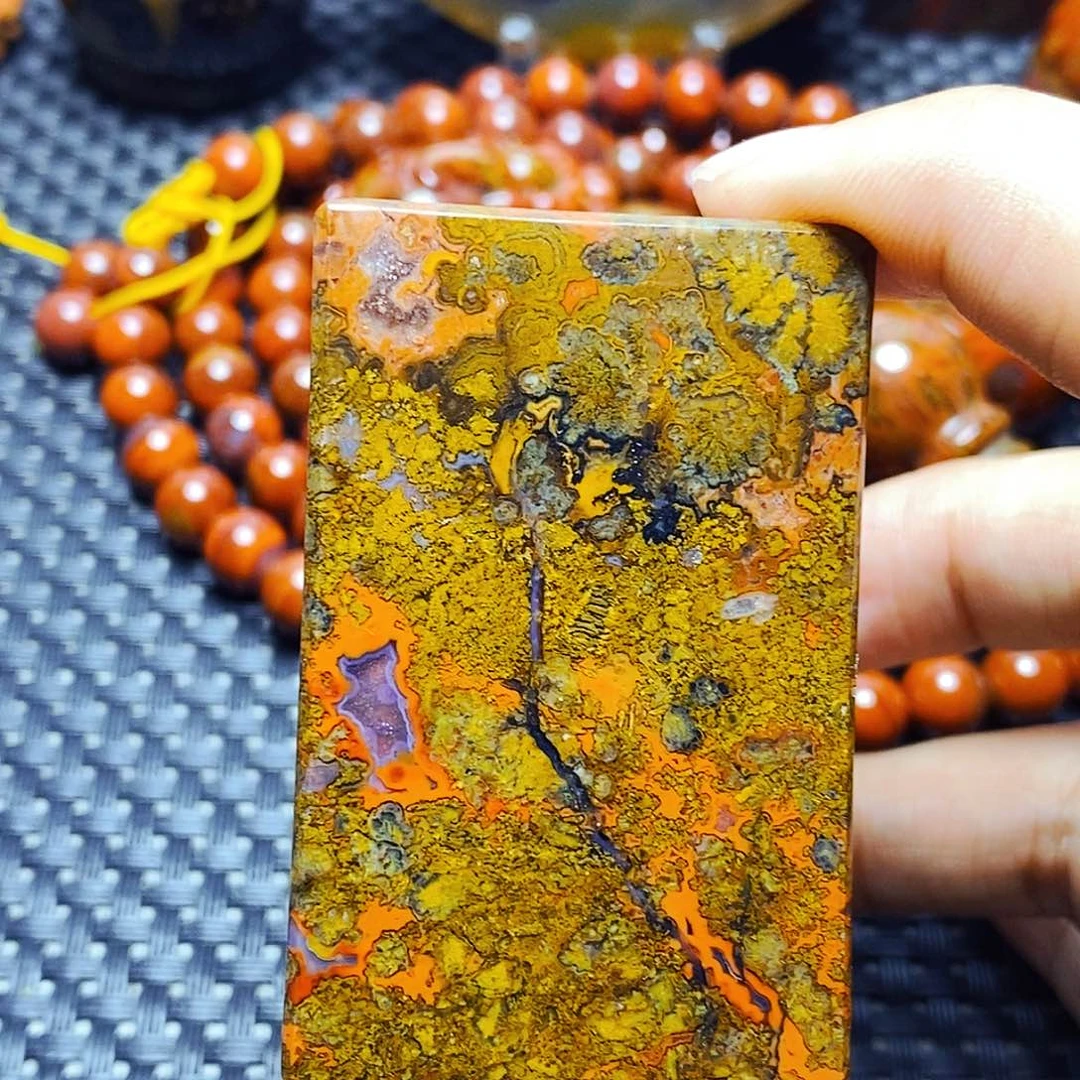 未镶嵌颈饰玛瑙/玉髓泰****利