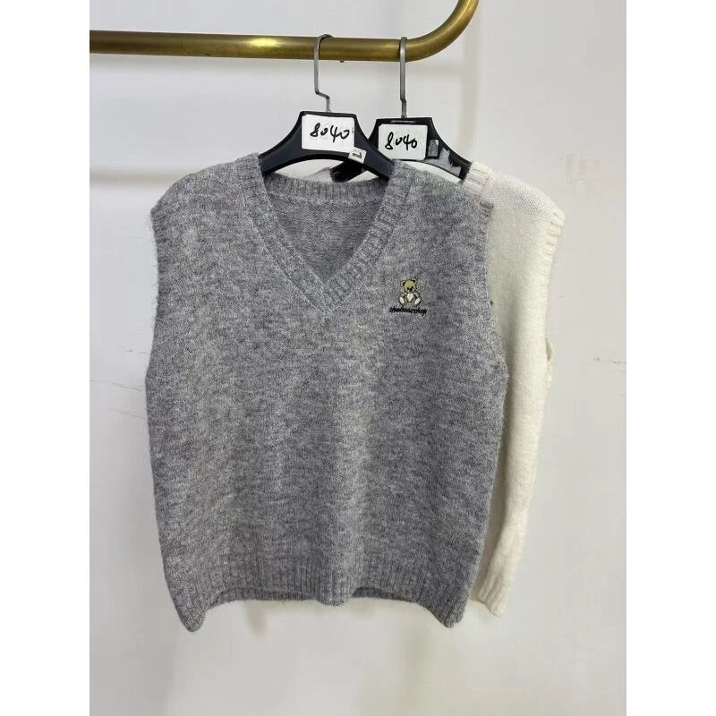 一线大牌-雅家背心8040