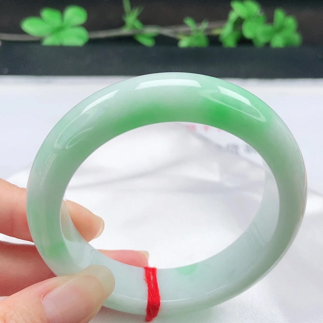 翡翠未镶嵌手镯55➕圈