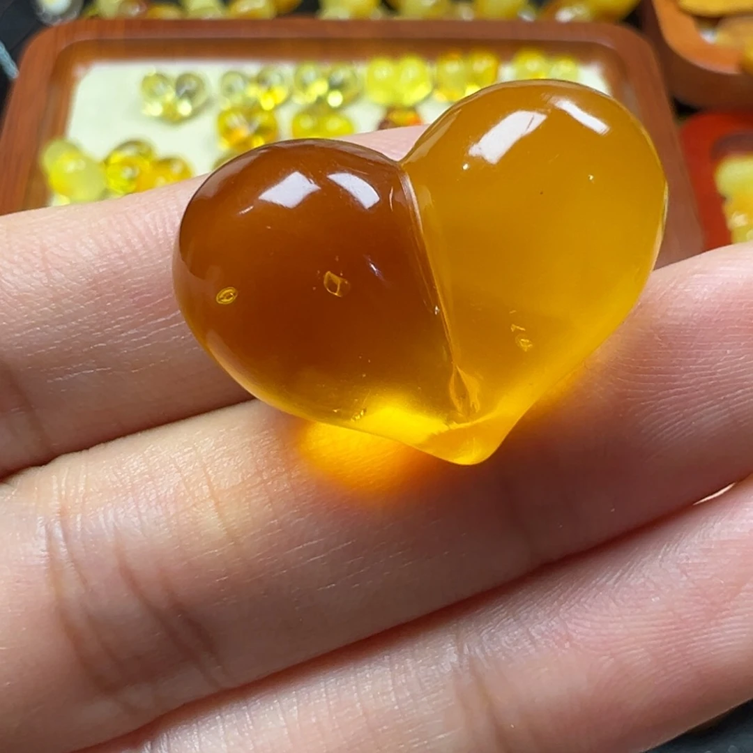 未镶嵌吊坠(不含链)琥珀