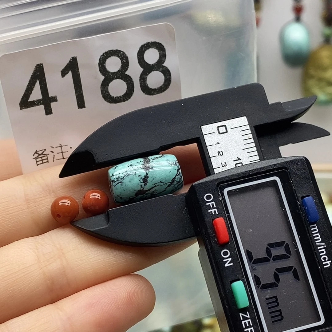 颈饰未镶嵌南红玛瑙