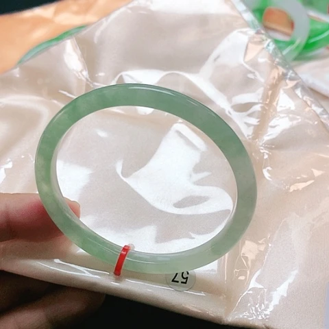 未镶嵌手镯翡翠0275
