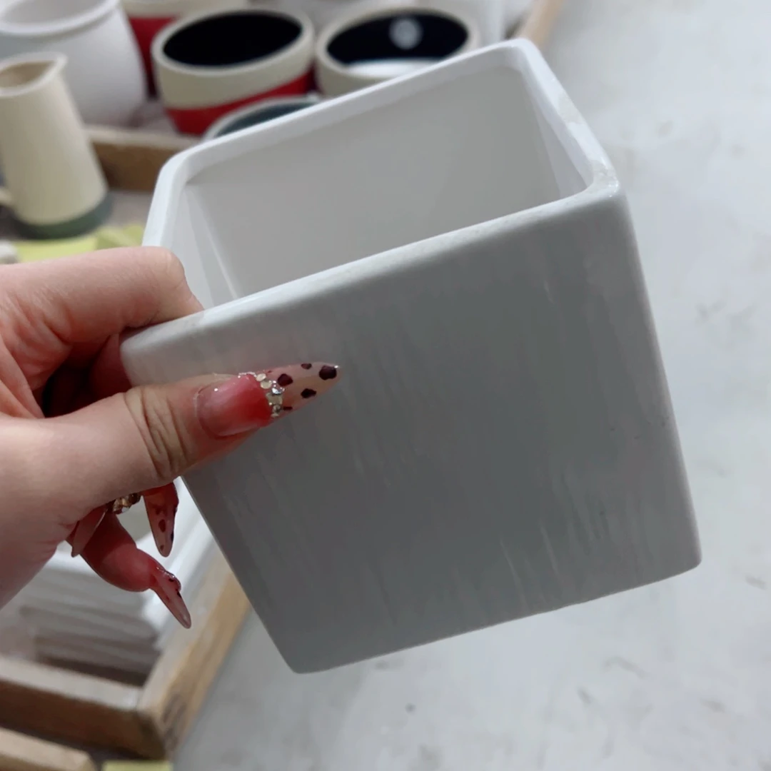 有孔，陶瓷花盆满10米包邮发货