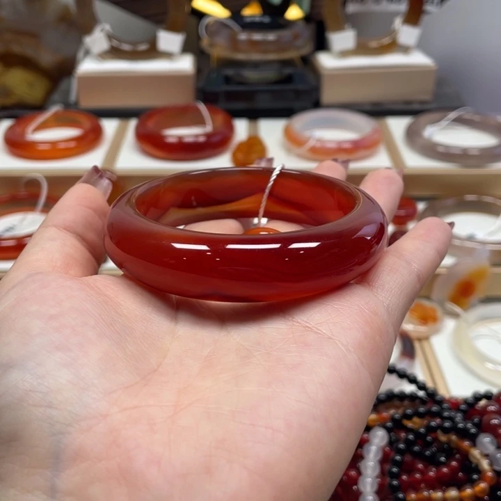 玛瑙/玉髓未镶嵌手镯