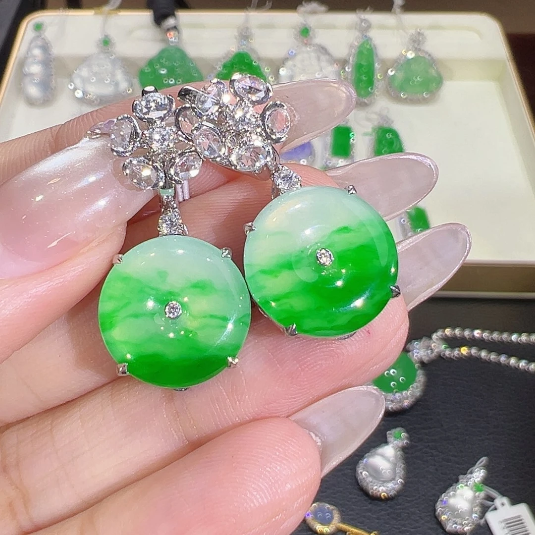 翡翠18K金镶嵌耳环翡翠