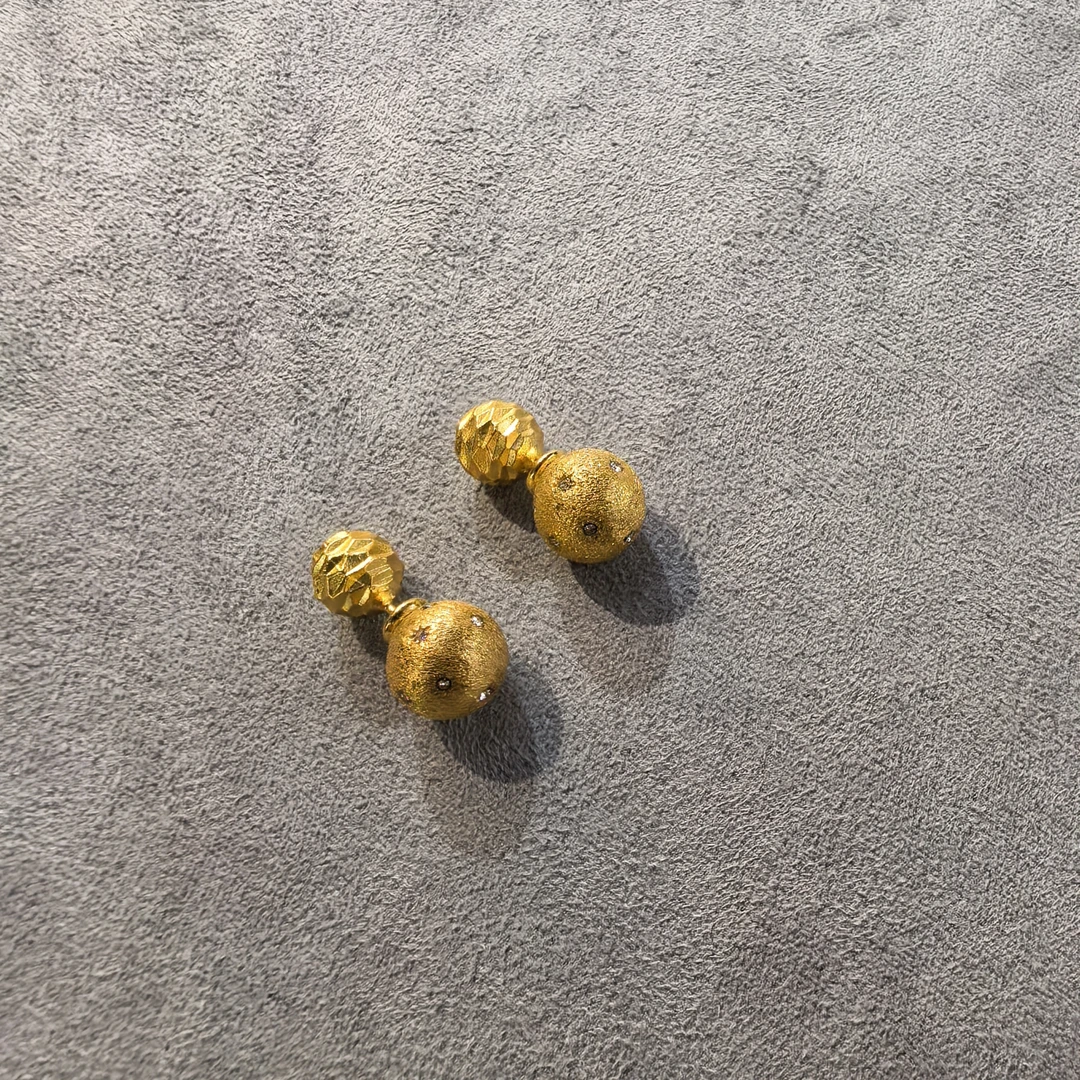 C239沙沙金色闪闪耳钉耳饰