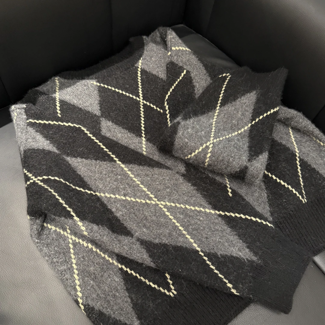 【梨花服饰】菱格纹慵懒套头毛衣