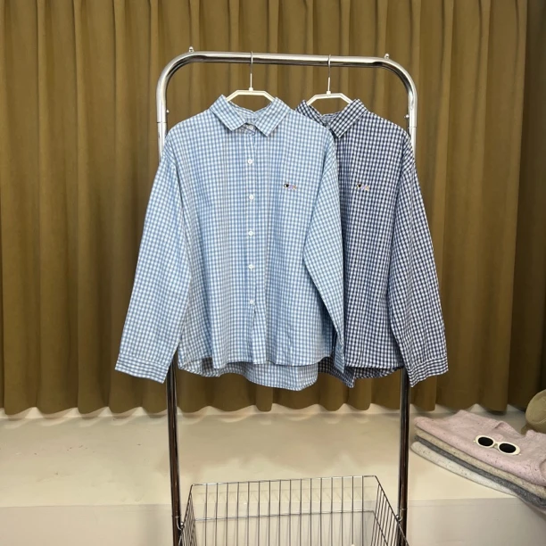 春秋新款卡通刺绣穿搭韩系刺绣格纹休闲衬衫女长袖宽松百搭上衣