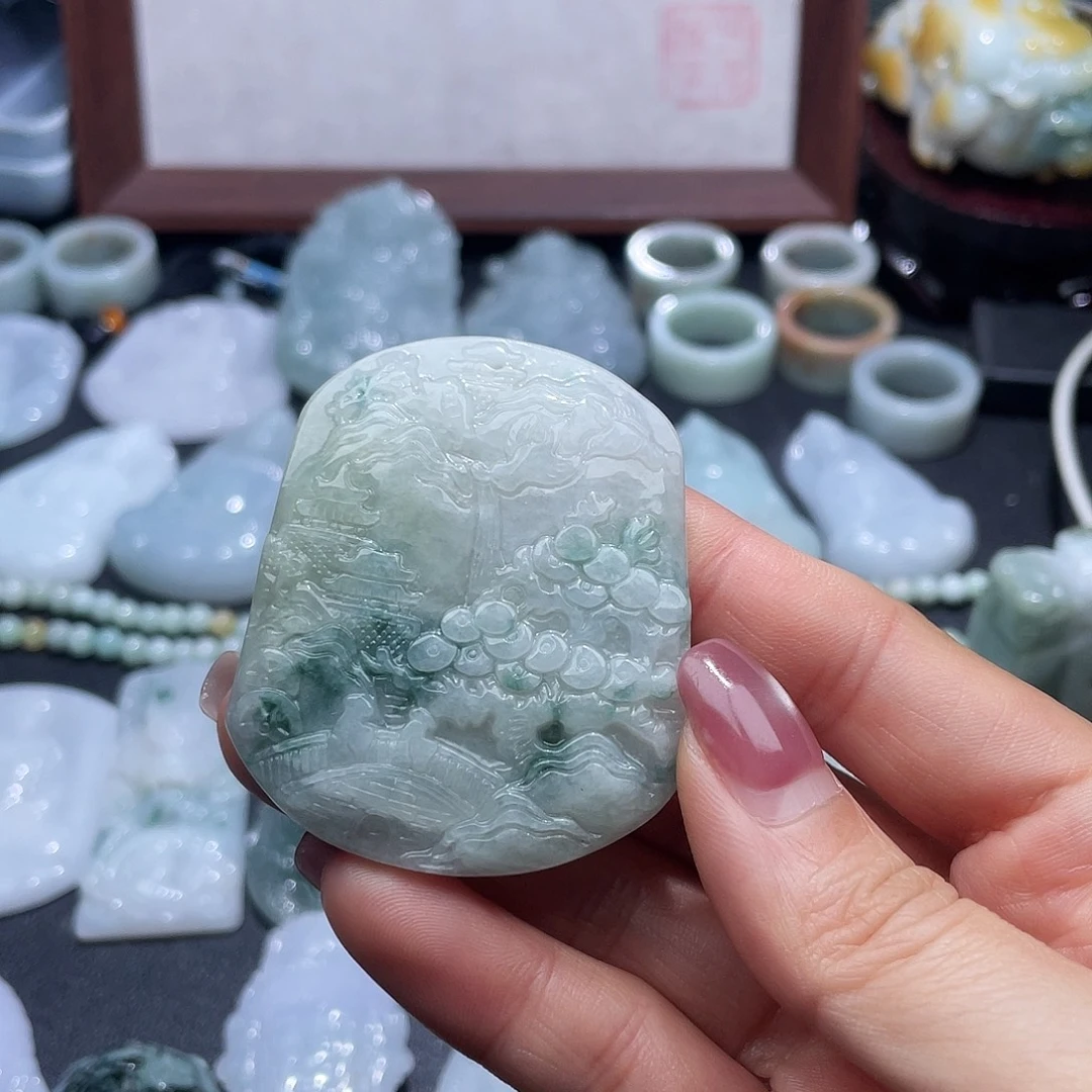 翡翠未镶嵌颈饰翡翠