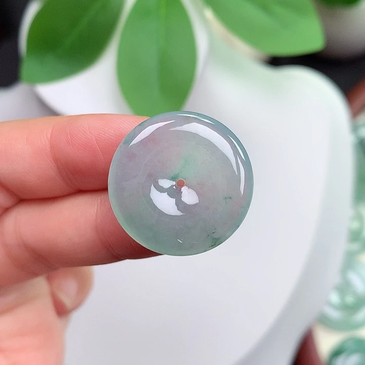 颈饰未镶嵌翡翠平安扣23.1x4.9mm