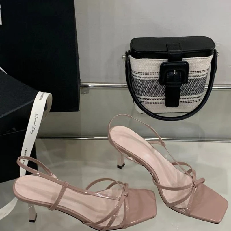 裸色高跟鞋！2025年气质方头一字带侧空细跟凉鞋女夏露趾高跟凉鞋