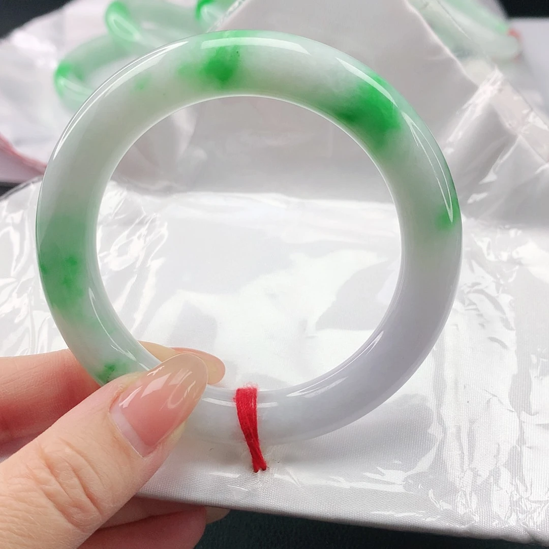 翡翠手镯未镶嵌翡翠032