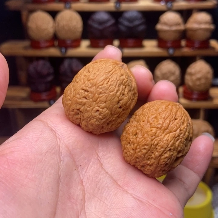 文玩核桃吊坠蚂蚁纹金蟾25