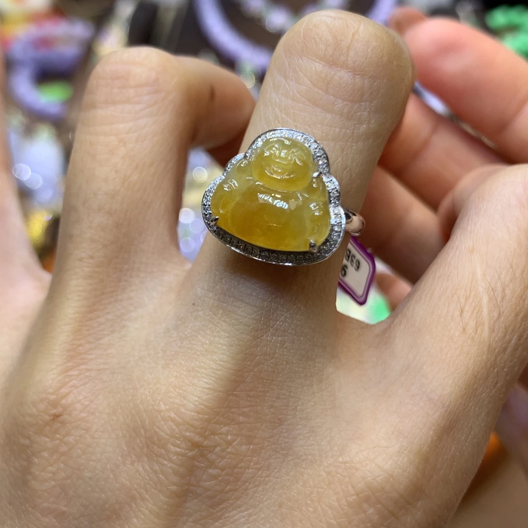 颈饰18K金镶嵌翡翠
