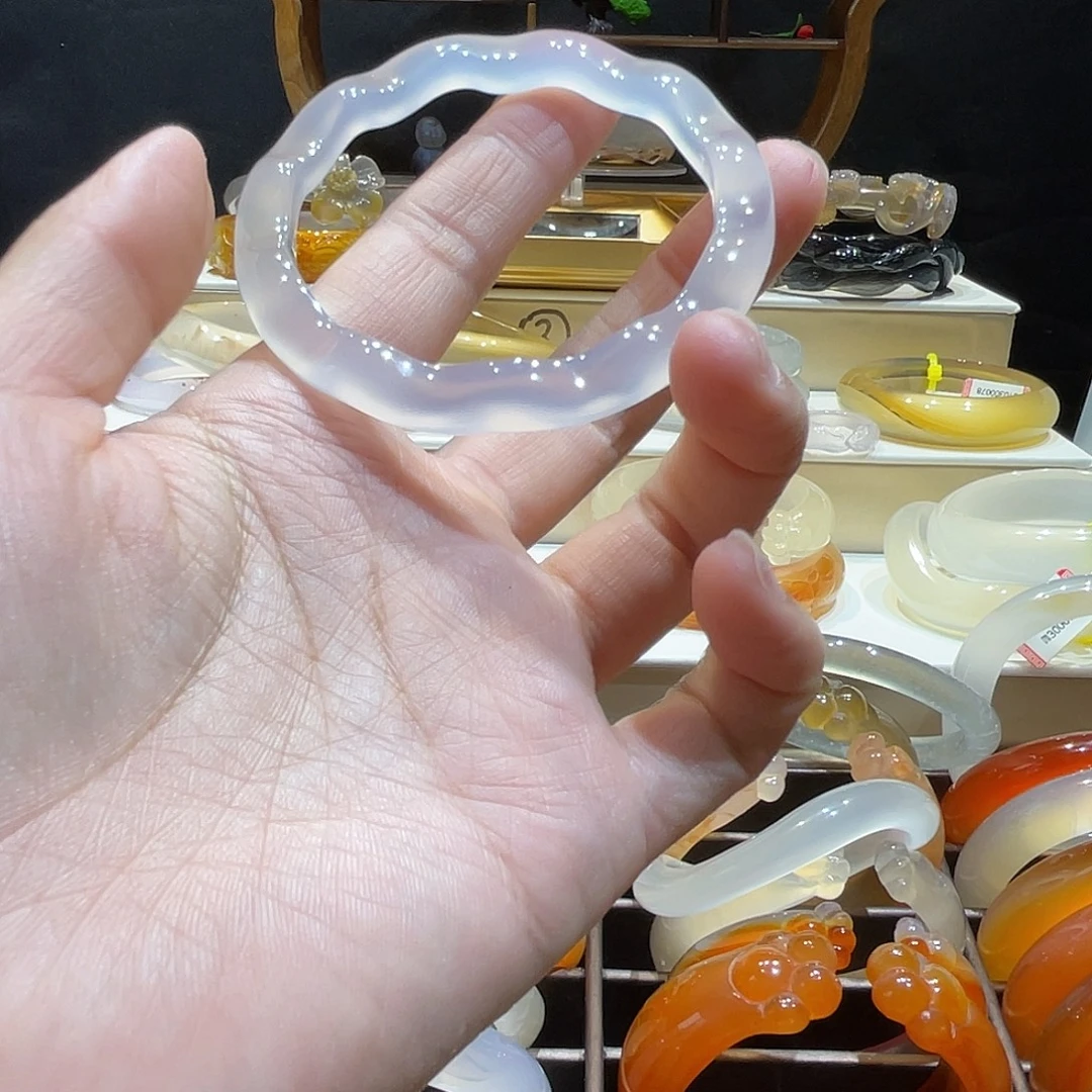 玛瑙/玉髓未镶嵌手镯