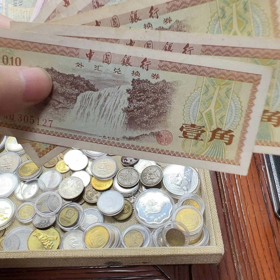 拍品。