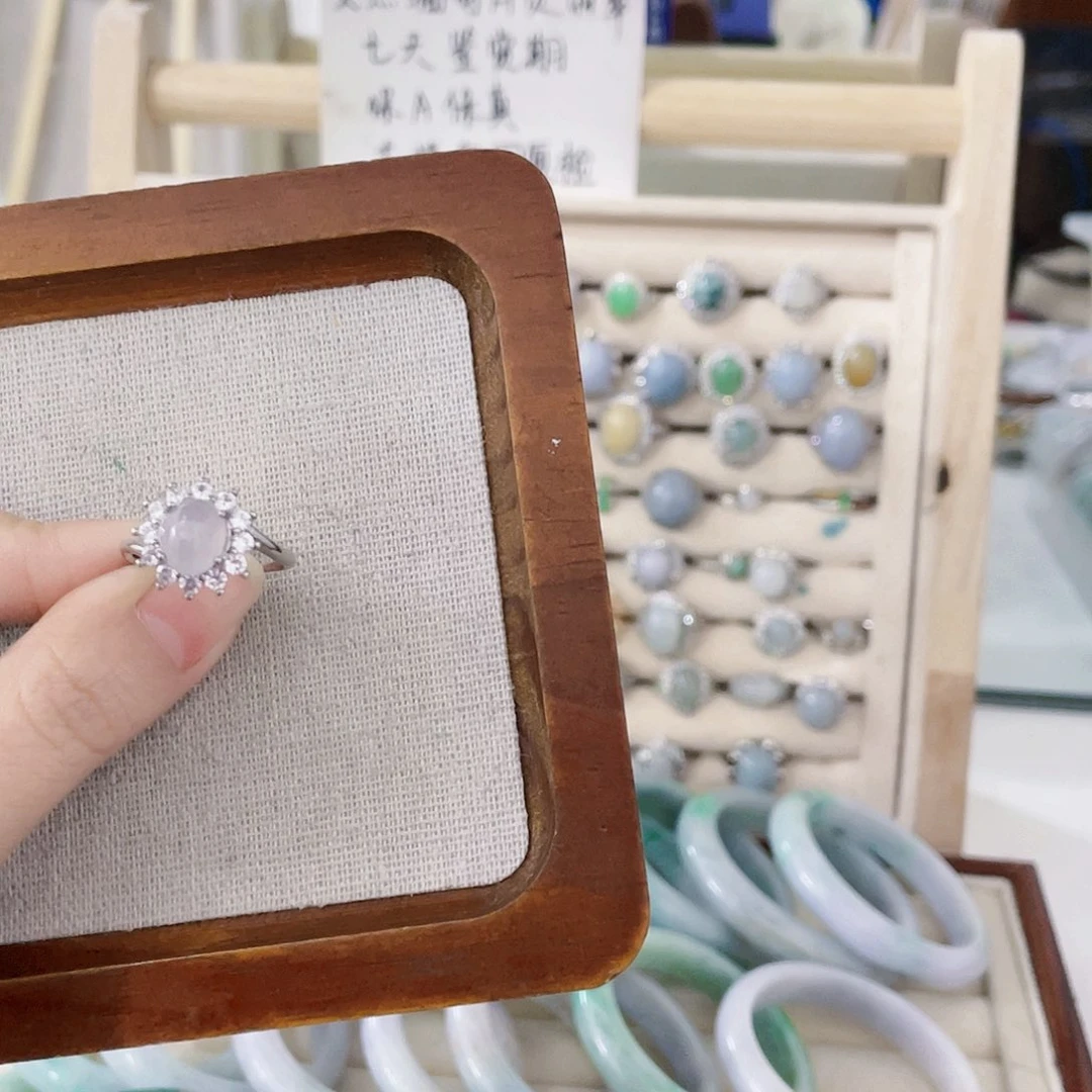 颈饰未镶嵌翡翠天然翡翠Ａ货