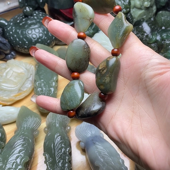 顺***5和田玉未镶嵌挂件