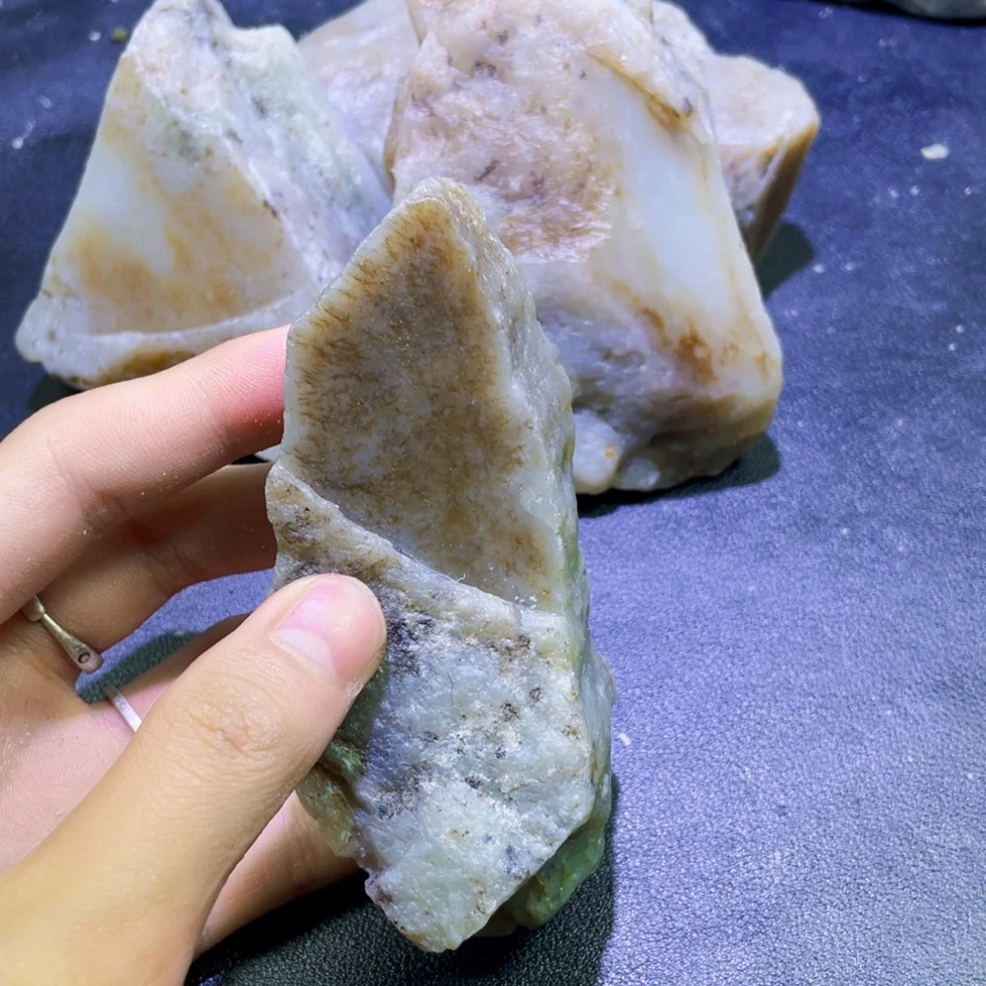 未镶嵌和田玉珠宝半成品